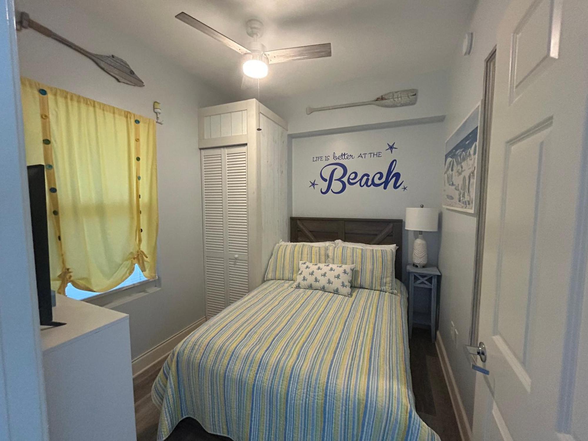 Sunrise -gulf Front- Free Chair Service Apartment *