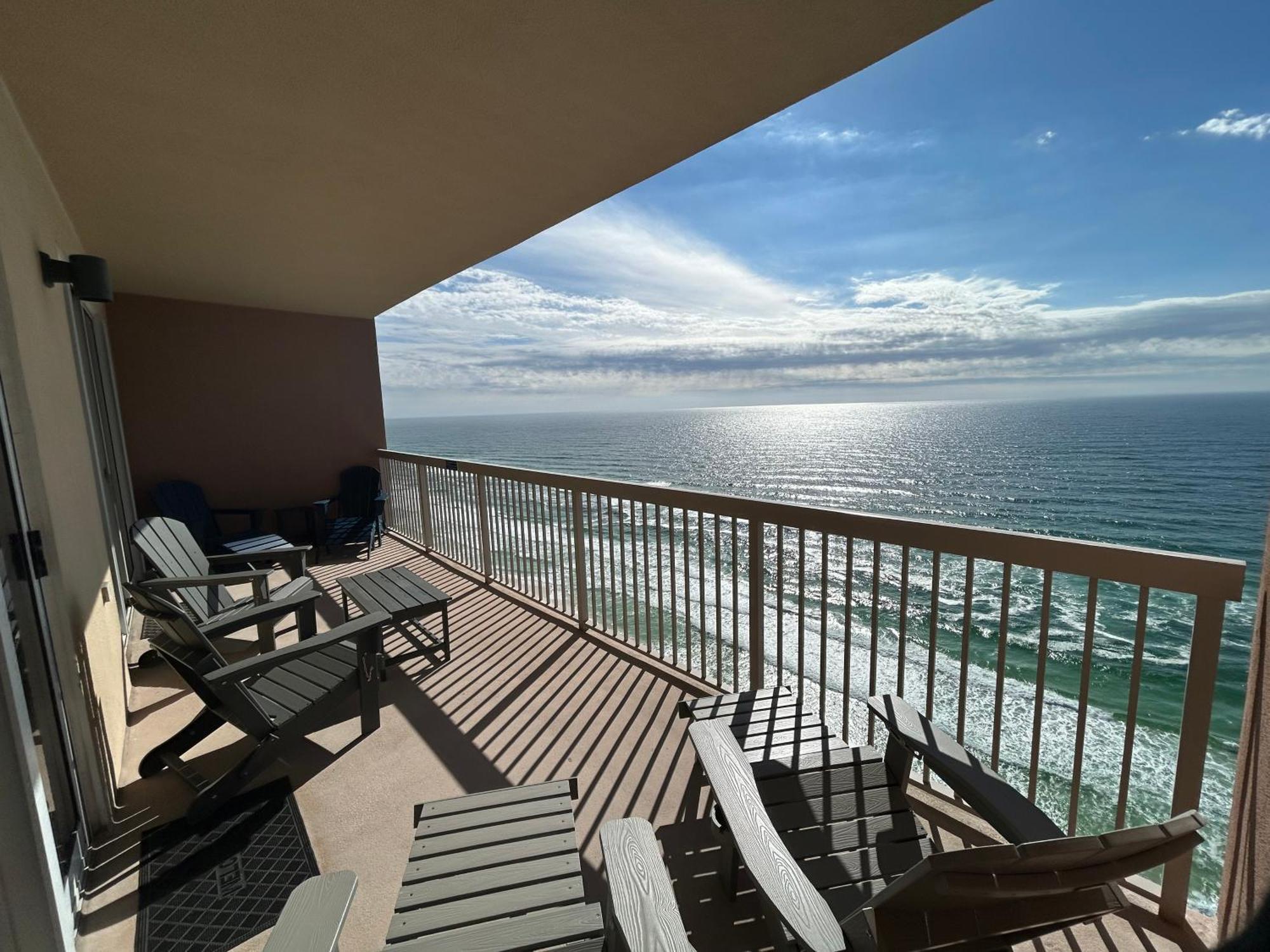 Sunrise -gulf Front- Free Chair Service Apartment